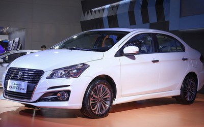 Suzuki Ciaz - mẫu xe ế nhất Việt Nam ra phiên bản mới