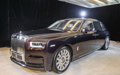 Chiếc xe siêu sang Rolls-Royce Phantom 2018 "đặt chân" tới Malaysia