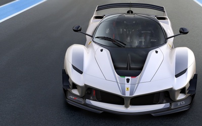 Ferrari FXX K Evo lộ diện - mạnh hơn và không dành cho số đông