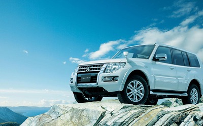 Mitsubishi Pajero lại bị triệu hồi do lỗi túi khí