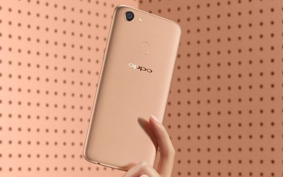 Nóng cuộc đua smartphone màn hình 18:9