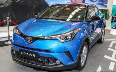 Toyota C-HR có giá bán hơn 800 triệu đồng tại Malaysia