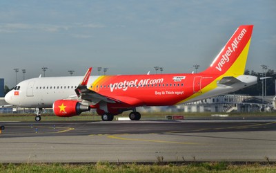 Vietjet đề xuất chuyến bay miễn phí đưa người Việt từ Ukraine về nước