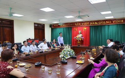 Trung tâm Tư vấn pháp luật cho người chưa thành niên thăm, gặp gỡ lãnh đạo TAND tỉnh Thanh Hoá