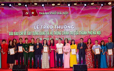 Gần 200 tác phẩm được Hà Nội trao 2 giải thưởng báo chí về xây dựng Đảng và phát triển văn hóa