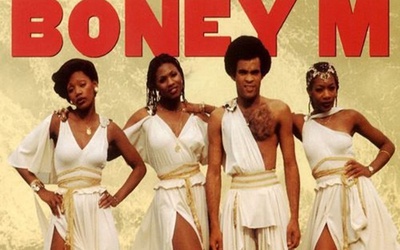 Tượng đài Disco - Boney M chúc Tết khán giả Việt