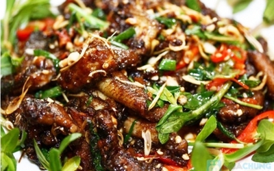 Món ngon mỗi ngày: Làm món lươn xào sả ớt thơm ngon tuyệt chỉ với 30 phút