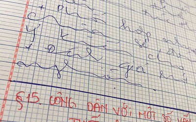 Nổi sóng mạng: Thanh niên khoe chữ xấu bác sĩ cũng phải “nể”, nghe lý do nhiều người lại càng sốc