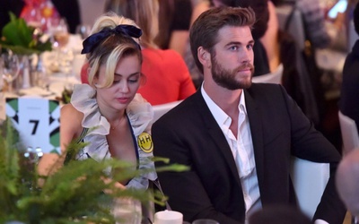 Miley Cyrus và Liam Hemsworth: Chuyện tình 10 năm tan - hợp