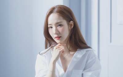 Nữ diễn viên Park Min Young bị điều tra và cấm xuất cảnh