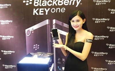 Blackberry KeyOne bán ra tại Việt Nam với giá 14,99 triệu đồng