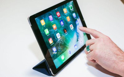 iPad giúp Apple giữ vững ngôi vương trên thị trường tablet