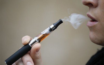 Cai nghiện thuốc lá bằng thuốc lá điện tử liệu có hiệu quả?