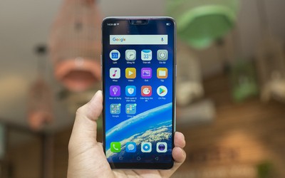 Oppo F7 màn hình tai thỏ, camera selfie HDR 25 "chấm" ra mắt tại Việt Nam