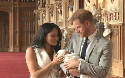 Hoàng tử Harry và Công nương Meghan quyết định cho con trai đầu lòng lộ diện trước công chúng