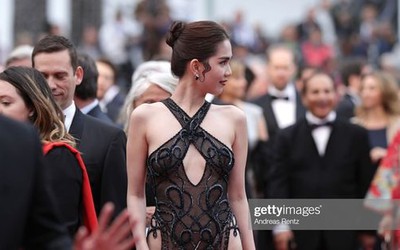 Tin tức giải trí ấn tượng ngày 20/5: Bất ngờ xuất hiện tại Cannes 2019, Ngọc Trinh gây nhiều tranh cãi vì trang phục phản cảm