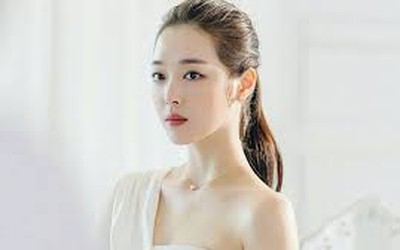 Sulli đột ngột qua đời ở tuổi 25