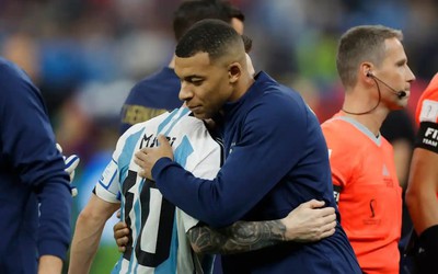 “Vua bóng đá” Pele gửi lời chúc mừng Messi và động viên Mbappe