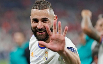 Messi khuyên trao Quả Bóng Vàng 2022 luôn cho Benzema