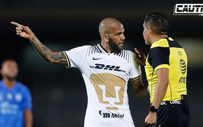 Pumas đòi Alves bồi thường 5 triệu euro vì đi tù