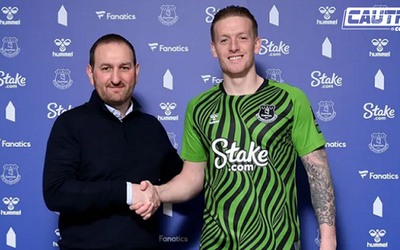 Man United hết hi vọng chiêu mộ Pickford