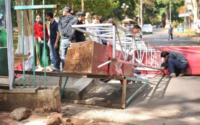 Cổng chào bảo tàng Văn hóa các dân tộc tỉnh Đắk Lắk bất ngờ đổ sập