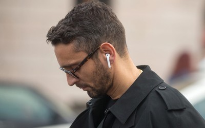 Hướng dẫn tắt tính năng tự động dừng phát nhạc trên AirPods