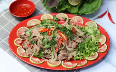 Món ngon cuối tuần: Salad bò tái chanh thanh mát cho ngày nắng lên