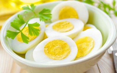 Không muốn trứng luộc kém ngon, hại sức khỏe, cần tránh 8 sai lầm này