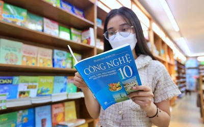 Mua sách giáo khoa cho học sinh mượn: Cần tránh lãng phí