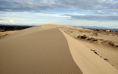 Khám phá cồn cát Quang Phú – "sa mạc thu nhỏ" giữa lòng Quảng Bình