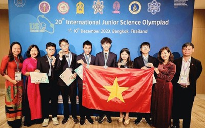 6 học sinh Việt Nam đều giành huy chương Olympic khoa học trẻ quốc tế