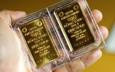 Giá vàng 20/4: Vàng SJC vẫn neo ở mức cao