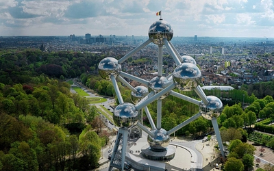 Video: Atomium - Tòa nhà độc đáo với thiết kế cấu trúc nguyên tử