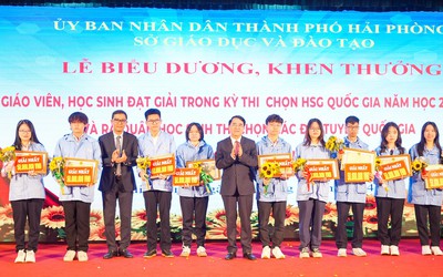 Hải Phòng chi 6,1 tỷ đồng khen thưởng học sinh, giáo viên đạt giải quốc gia