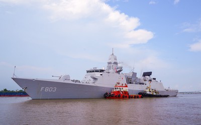 Tàu hộ tống của Hải quân Hoàng gia Hà Lan thăm Hải Phòng