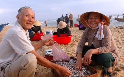 "Mở" biển đầu năm, ngư dân trúng đậm cá mang về hàng trăm triệu đồng