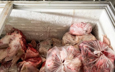 Đồng Nai: Thu giữ hàng tấn thực phẩm bẩn từ thịt heo và trâu, bò