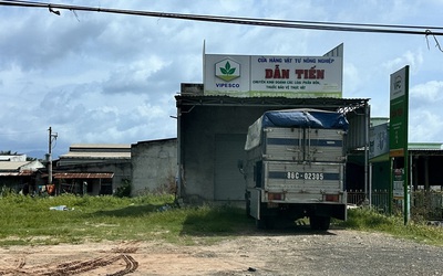 Bình Thuận: Bắt quả tang cửa hàng tàng trữ số lượng lớn thuốc bảo vệ thực vật bị cấm