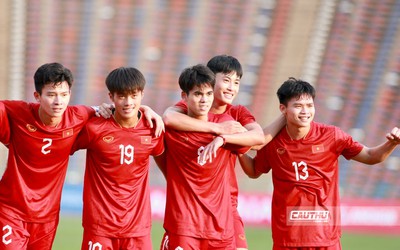 Giành HCĐ SEA Games 32, U22 Việt Nam được thưởng nóng