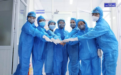 Cuộc chiến trong “tâm dịch” của những “chiến binh áo trắng”