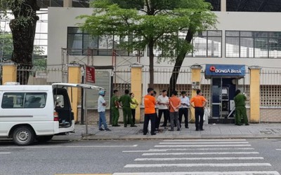 Đập trụ ATM trộm két tiền ngay ở trung tâm Tp.Đà Nẵng