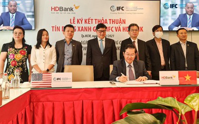 IFC ký hợp tác 70 triệu USD với HDBank giúp đẩy mạnh tài trợ khí hậu