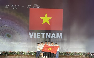 Việt Nam đạt 2 huy chương Vàng Olympic Toán học quốc tế