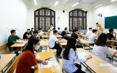 Khi giáo viên là người cung cấp dịch vụ, học sinh là người sử dụng