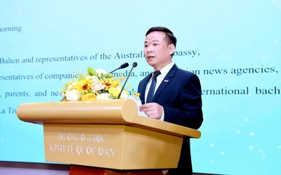 “Hãy học khi người khác ngủ, lao động khi người khác lười nhác"