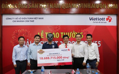 Kiên Giang lần đầu có tỷ phú Vietlott, “đất vàng” TP.HCM lại có người trúng giải