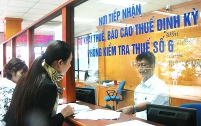 Tin kinh tế nóng trong tuần: Cắt giảm 102 chi cục thuế, tăng phí dịch vụ hàng không