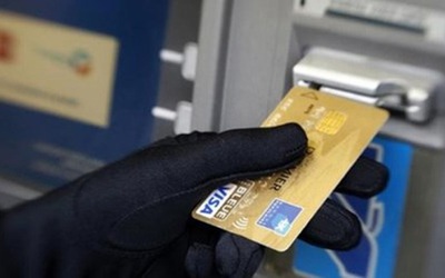 Ban đêm không được rút nhiều tiền từ ATM?