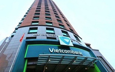 Cận kề mùa chốt sổ, Vietcombank thu gần 1.000 tỷ đồng, vẫn còn sở hữu chéo